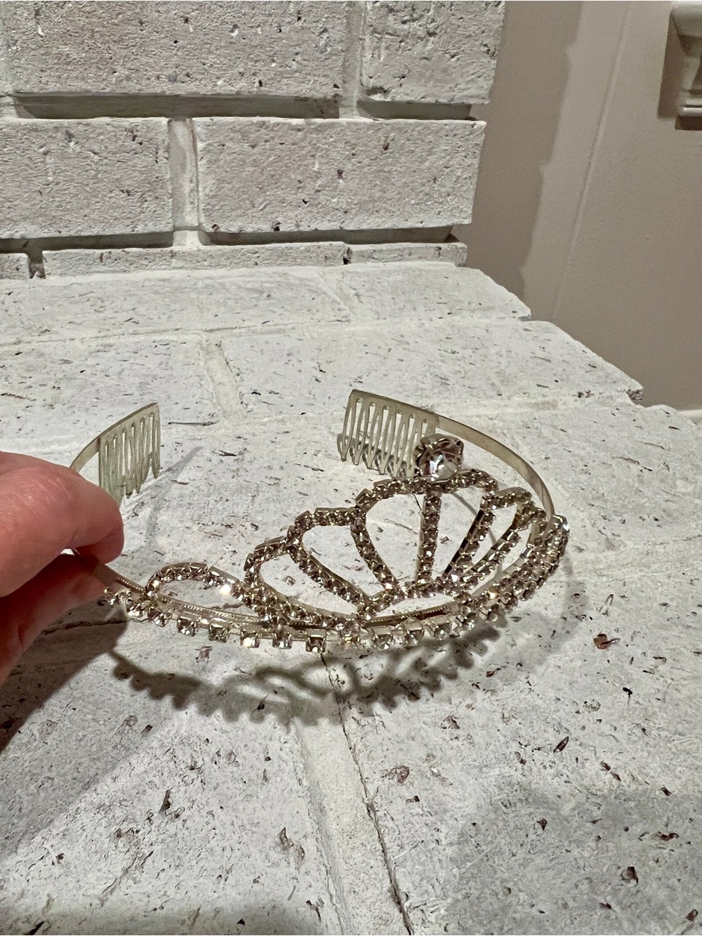 Silver Rhinestone Tiara Headband - Elegant Women’s Accessory